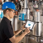 DeviceCare - connessione e configurazione dei dispositivi da campo Endress+Hauser