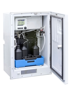 Liquiline System CA80AM Analizzatore di ammonio - versione economica, priva di sistema di raffreddamento