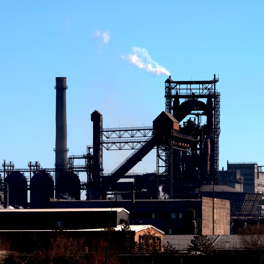Impianto di produzione dell'acciaio con altoforno