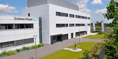 Endress+Hauser has expanded several buildings at its site in Stahnsdorf, Germany.