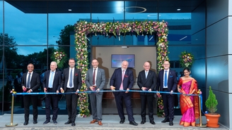 Taglio ufficiale del nastro ad Aurangabad, India: Endress+Hauser inaugura i nuovi edifici del campus